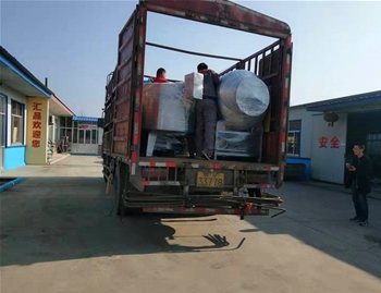 600L真空滾揉機、700L電加熱夾層鍋發(fā)貨陜西