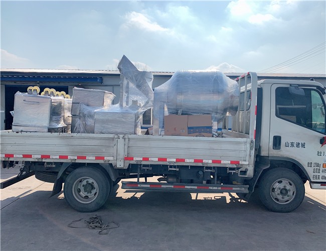 匯品滾揉機(jī)、提升機(jī)、料車發(fā)往河南安陽(yáng)