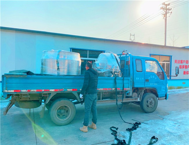 500L可傾燃?xì)鈯A層鍋、700L立式保溫電加熱夾層鍋，發(fā)貨安徽