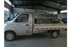 山東客戶滾動式真空包裝機(jī)送貨現(xiàn)場